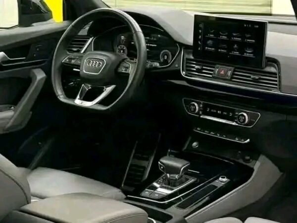 Audi Q5 40 – Image 14