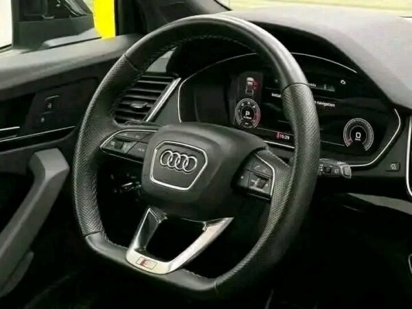 Audi Q5 40 – Image 15