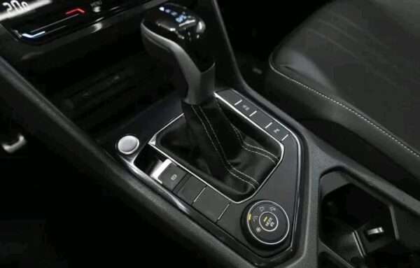 Volkswagen Tiguan 2.0TSI Allspace R-LINE - Image 16