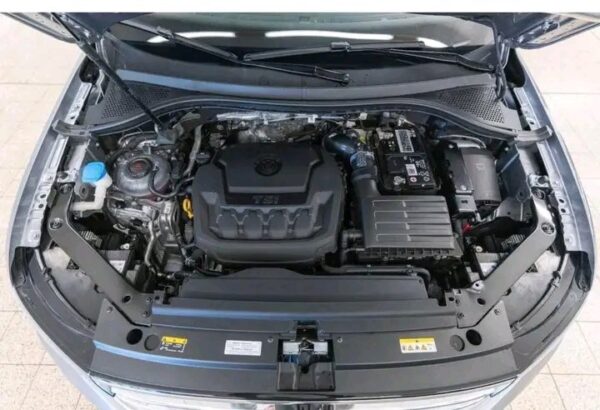 Volkswagen Tiguan 2.0TSI Allspace R-LINE - Image 20