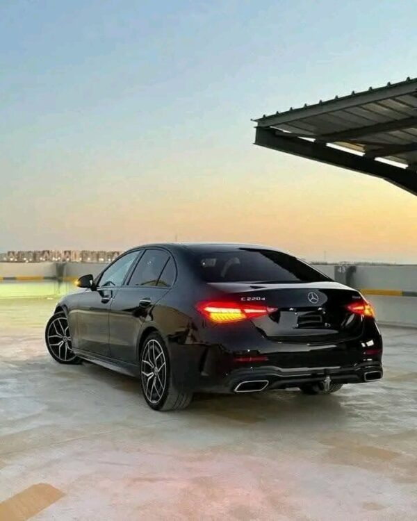 MERCEDES C220 4MATIC – Image 28
