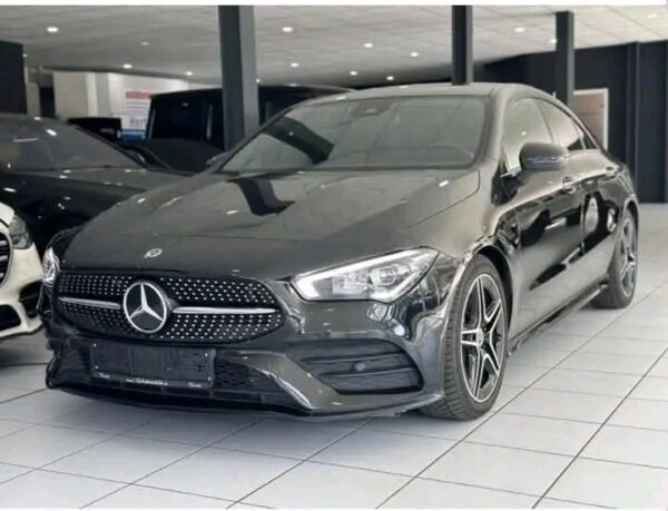 Mercedes-Benz CLA 200d