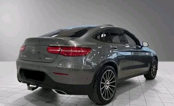 Mercedes-Benz GLC - Image 28