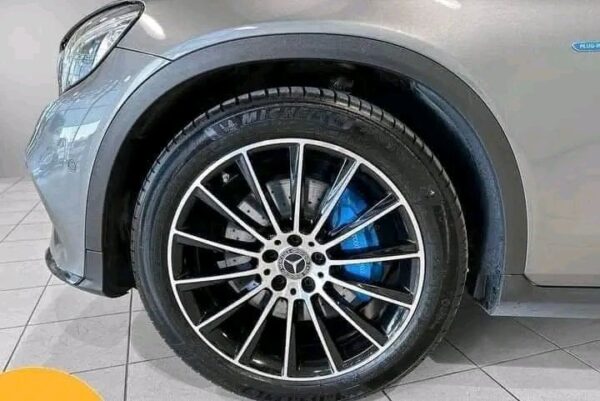 Mercedes-Benz GLC - Image 18