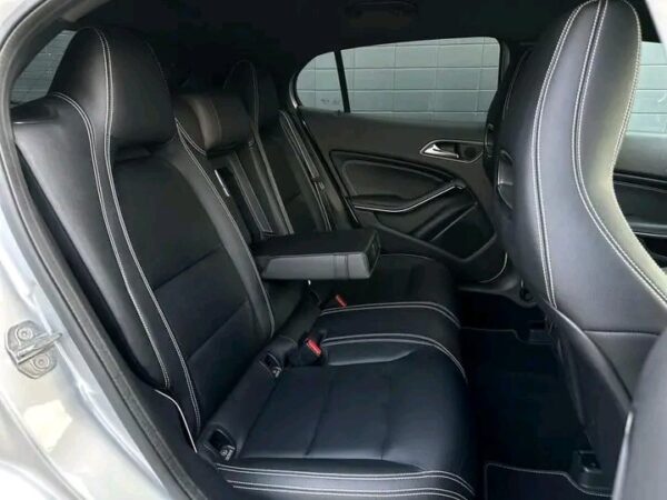 Mercedes-Benz GLA 250 4Matic - Image 14