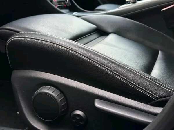 Mercedes-Benz GLA 250 4Matic - Image 6