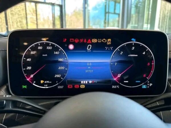 Mercedes-Benz C 300 d - Image 15