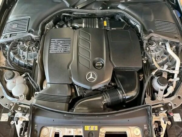 Mercedes-Benz C 300 d - Image 17