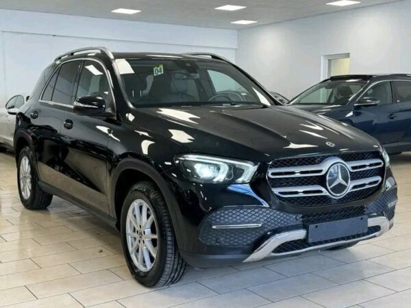 Mercedes-Benz GLE 300 - Image 2