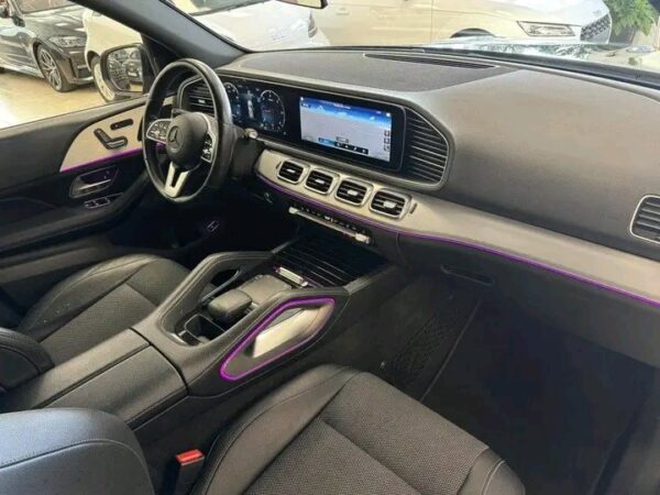 Mercedes-Benz GLE 300 - Image 12