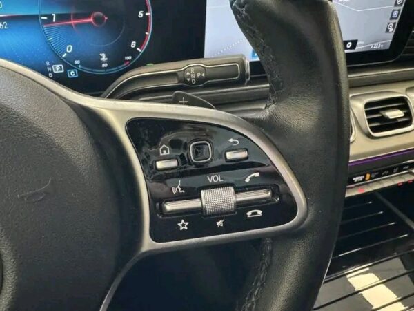 Mercedes-Benz GLE 300 - Image 7
