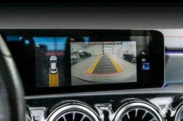 Mercedes-Benz CLA - Image 9