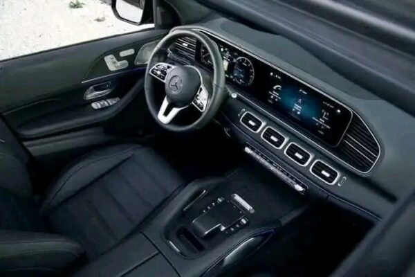 MERCEDES-BENZ GLE 350 HYBRID AMG - Image 5