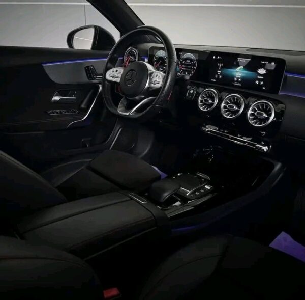 Mercedes A35 AMG 2.0 Turbo - Copier – Image 16