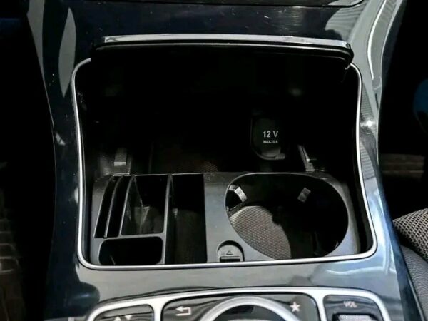 Mercedes-Benz C-Class – Image 10