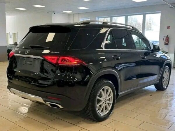 Mercedes-Benz GLE 300 – Image 26
